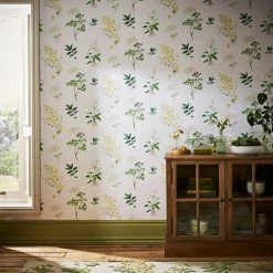 Natural History Museum Marsh Botanical White Wallpaper