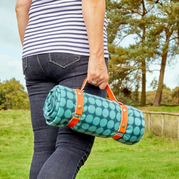 Dunelm 150x130cm Picnic Rug Polka Peacock 6 Dunelm 150x130cm Picnic Rug Polka Peacock - Image 4