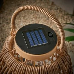 Dunelm San Marino Solar Poly Rattan Lantern Large 8 Dunelm San Marino Solar Poly Rattan Lantern Large -Furn Shop 30792775 alt02